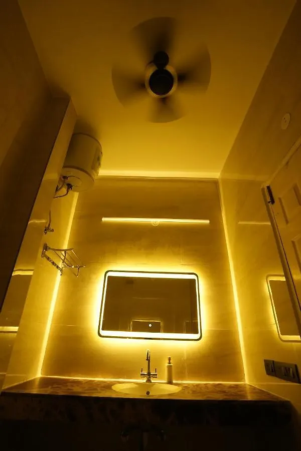 Downtown Cyber City Gurgaon 0*,